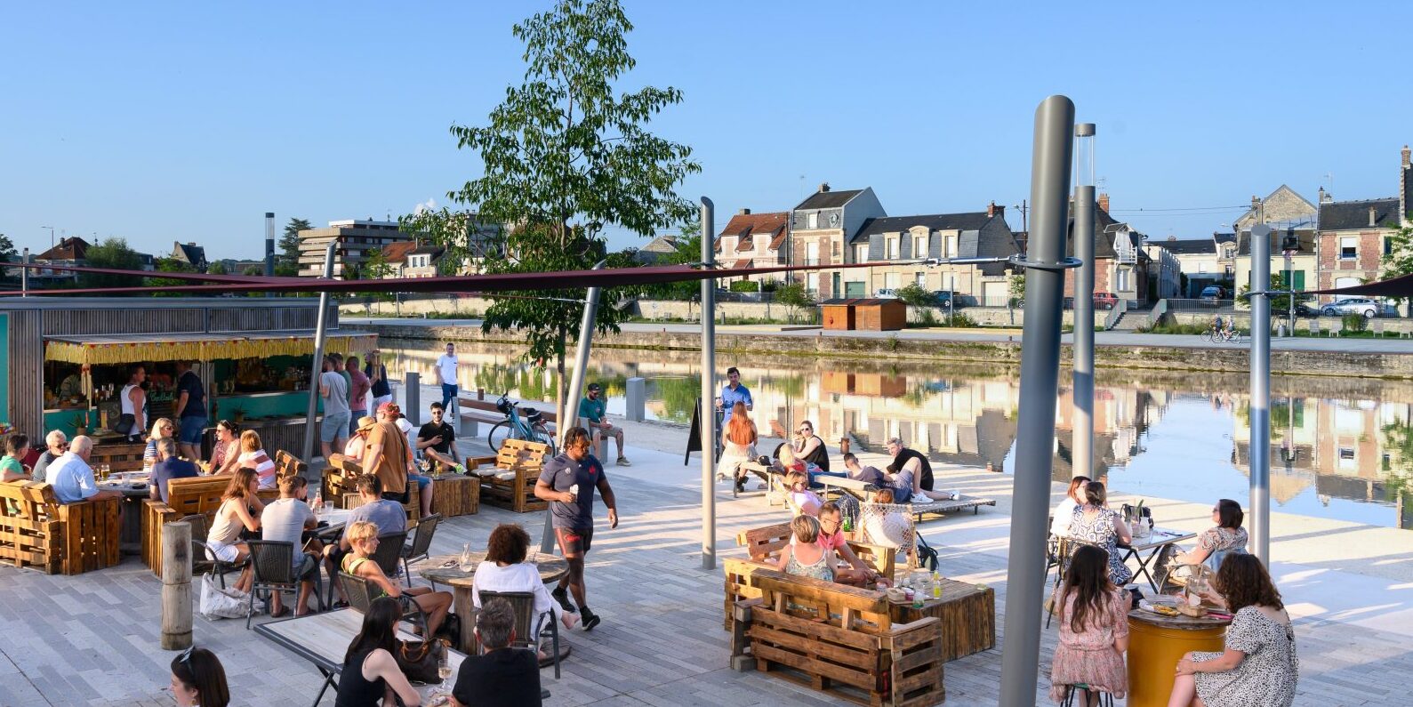 Guinguettes à Soissons, direction les berges de l'Aisne