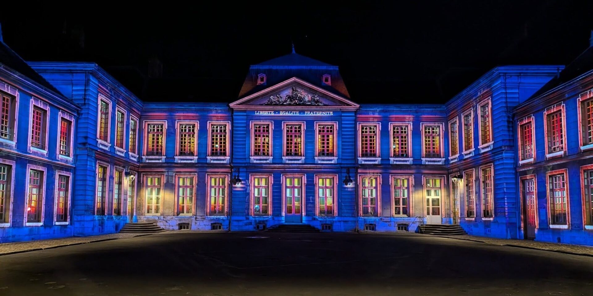 Lumières architecturales < Soissons