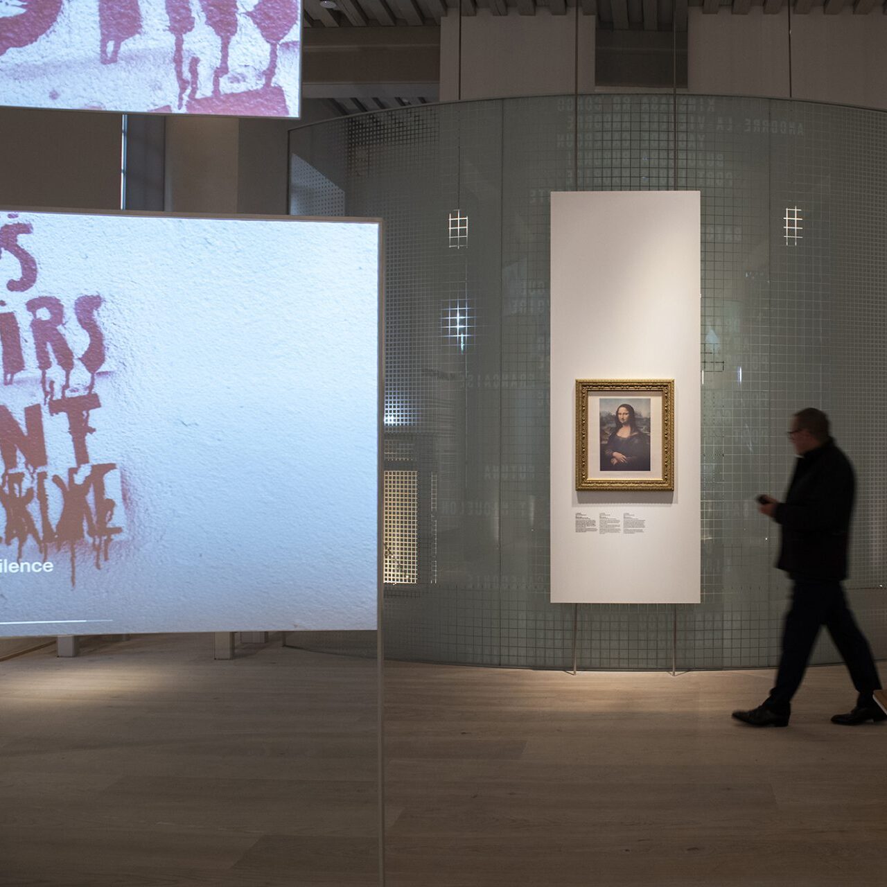 Visite de l'art à la langue