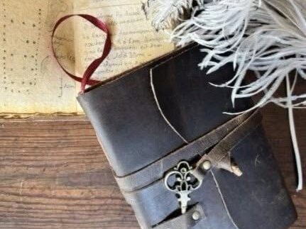 Le Moyen jeu d’rôles au musée : Il faut sauver la couronne de Clovis !
