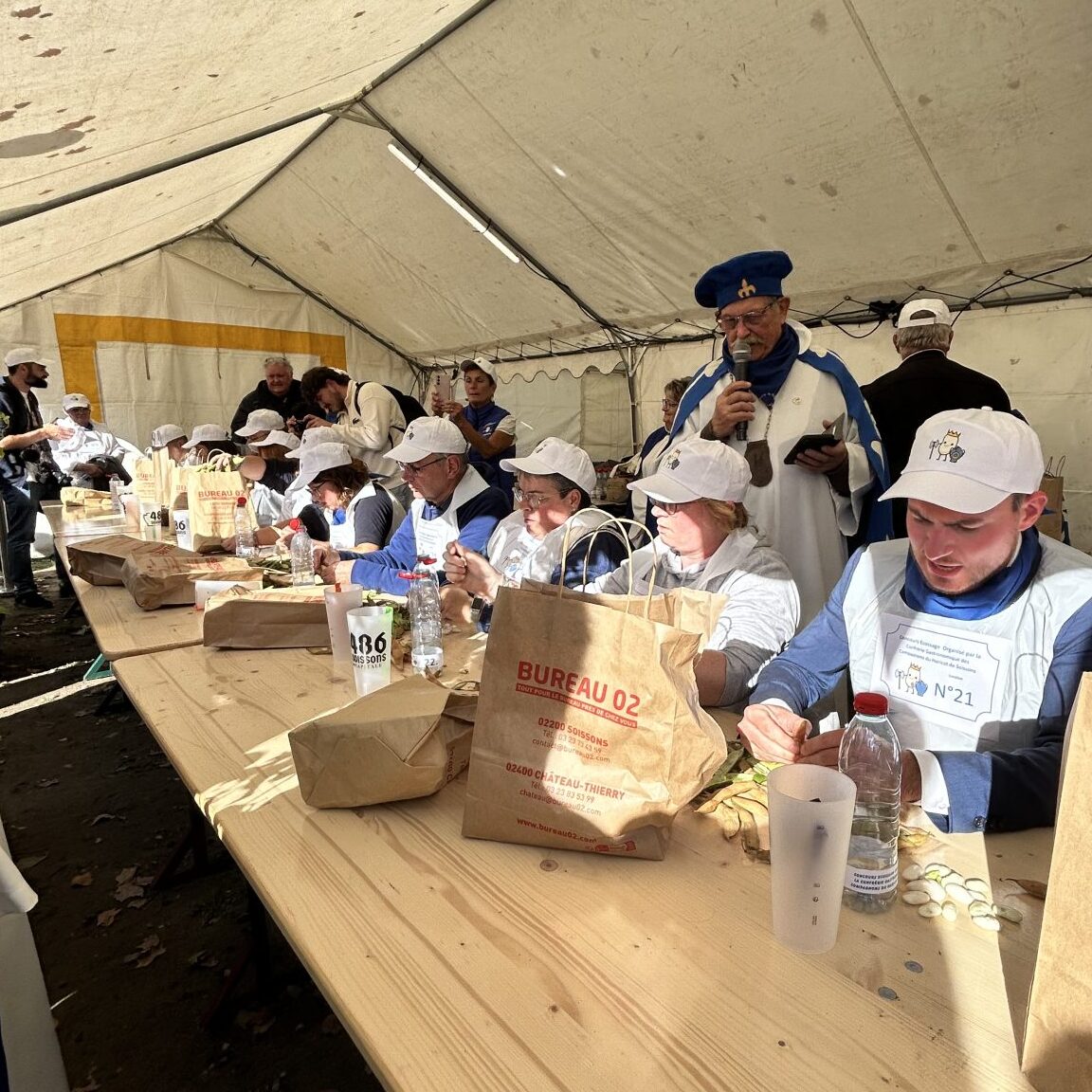 Concours d'écossage de Haricot de Soissons