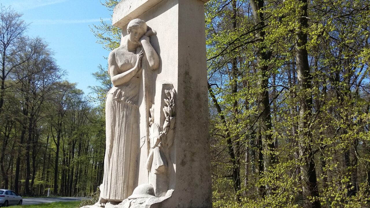 Monument passant arrête toi