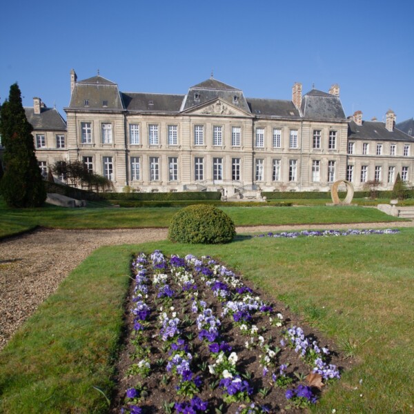 🏛️ UN PALAIS POUR MAIRIE
📅...