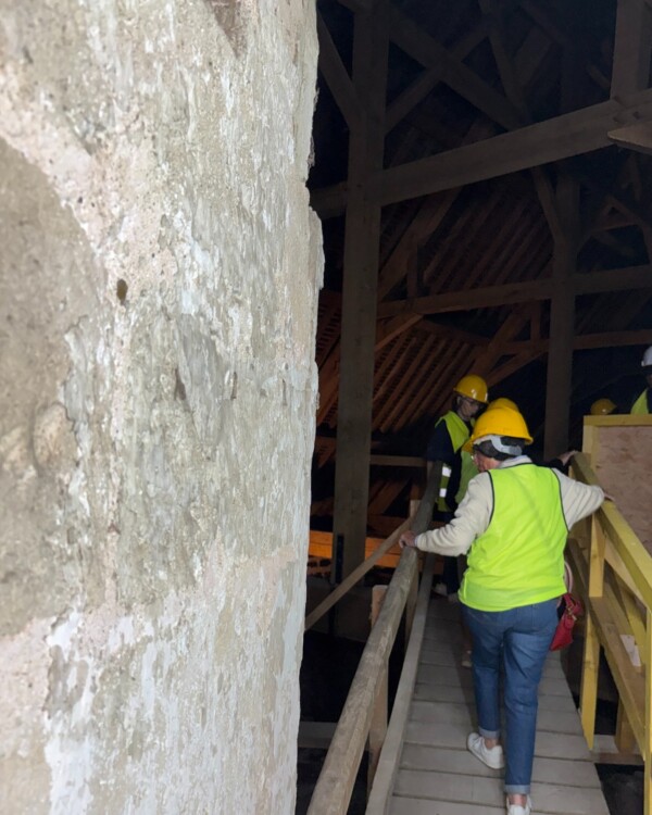 👷 Casque sur la tête, on prend de...